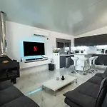 Villa Domus *