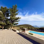 Domus Villa *