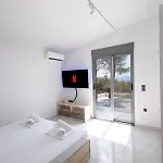 Domus ヴィラ *